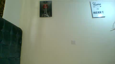 Snapshot of sexsy_sally chatting on December 24, 9:17 am sexsysally online show from December 24, 9:17 am