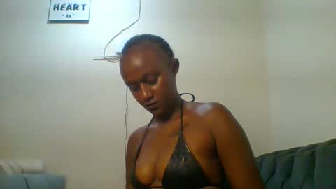 Snapshot of sexsy_sally chatting on February 12, 8:16 am sexsysally online show from February 12, 8:16 am