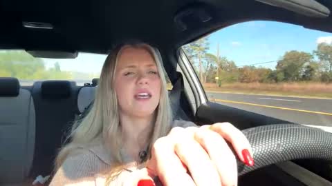 Blake and Taylor online show from October 26, 7:31 pm