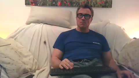 Sexurbation online show from May 12, 8:28 pm