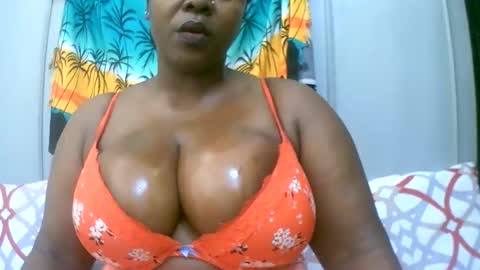 sexxi_ebony online show from February 25, 5:17 am