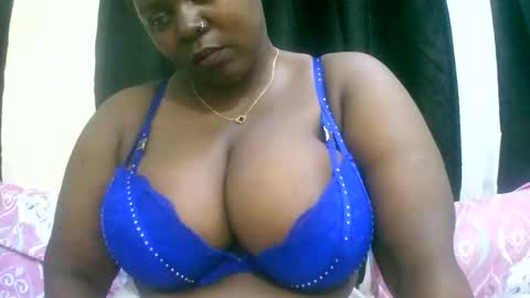 sexxi_ebony online show from May 6, 1:25 am