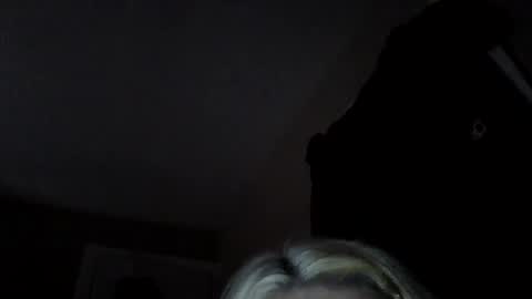 sexxiibossbabe online show from December 2, 6:19 am