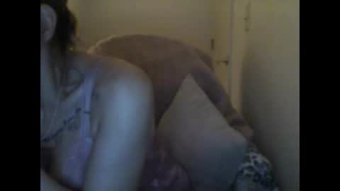 Snapshot of sexxileeah42o chatting on February 19, 11:34 pm Leeah CloudZzz online show from February 19, 11:34 pm