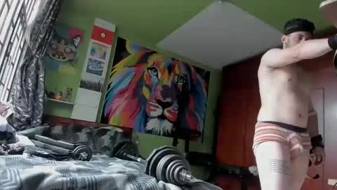 Snapshot of sexxmann77 chatting on October 15, 6:30 pm sexmann77 online show from October 15, 6:30 pm
