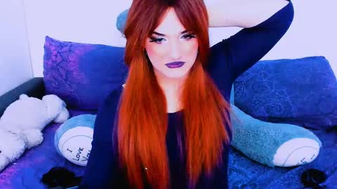 Snapshot of sexxx_queen chatting on March 5, 6:12 am sexxx_queen online show from March 5, 6:12 am