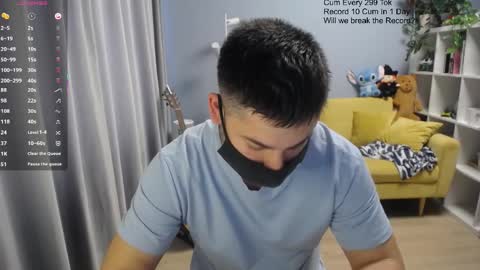 Tommy online show from April 5, 10:12 am