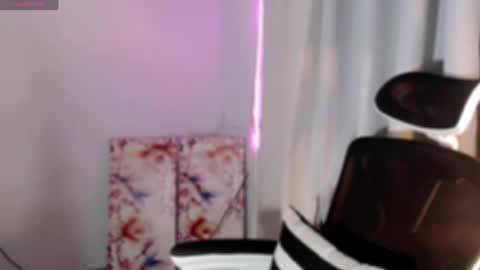Snapshot of sexxxy_caroline chatting on July 21, 10:06 am sexxxy_caroline online show from July 21, 10:06 am