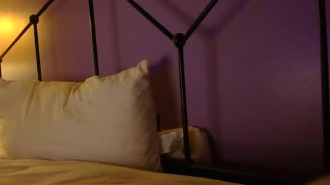 Snapshot of sexxxylibra10 chatting on October 24, 12:19 am sexxxylibra10 online show from October 24, 12:19 am