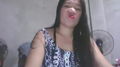 sexxxymomsh online show from May 20, 3:13 am