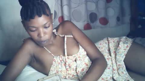 sexxy_curvy23 online show from February 6, 4:39 am