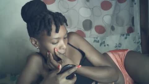 sexxy_curvy23 online show from March 5, 4:19 am