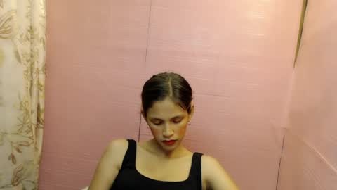 Dahlia online show from April 14, 2:56 pm