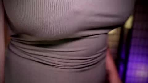 Snapshot of sexxy_vixen chatting on October 1, 1:17 pm Lexy online show from October 1, 1:17 pm