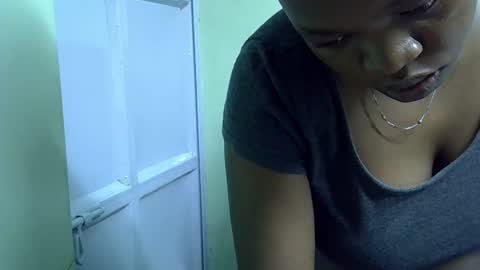 African Queen online show from January 10, 7:48 pm