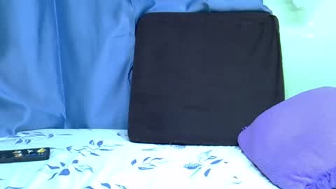 African Queen online show from April 13, 10:59 pm