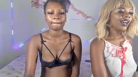 sexxypixie online show from April 10, 8:30 am