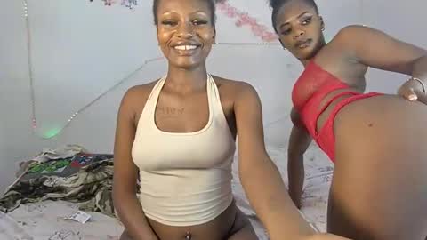 sexxypixie online show from April 10, 9:41 pm