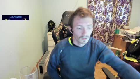 Snapshot of sexy432629 chatting on January 18, 8:20 am evry tip help me to buy a new car 111-1111-111111 tk online show from January 18, 8:20 am