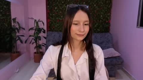 Ailin online show from June 1, 11:01 am