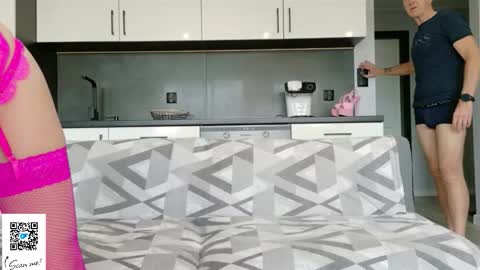 Sexy Amy 23s online show from December 3, 10:35 am