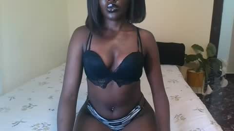 Snapshot of sexy_arriah chatting on July 4, 2:12 pm Arria online show from July 4, 2:12 pm