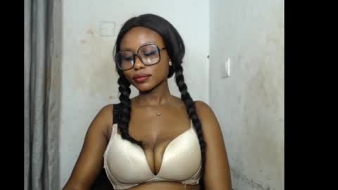 Snapshot of sexy_badgirl2 chatting on November 26, 6:53 pm Sexy blackgirl2 online show from November 26, 6:53 pm
