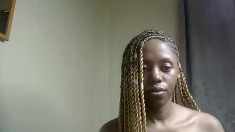 sexy_banny4 online show from April 8, 12:10 am