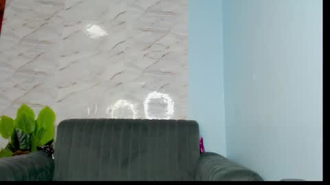 Snapshot of sexy_blonde2 chatting on September 10, 10:04 am tina online show from September 10, 10:04 am