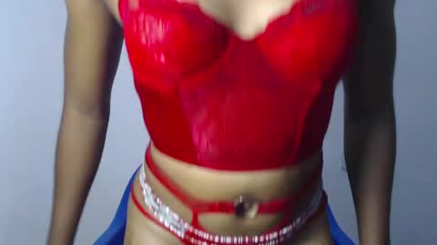 sexy_bluey247 online show from April 12, 2:22 pm