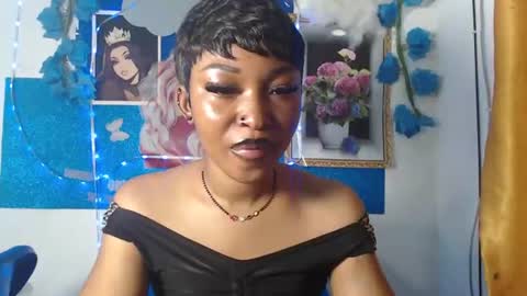 Snapshot of sexy_bluey247 chatting on July 23, 3:21 pm sexy_bluey247 online show from July 23, 3:21 pm