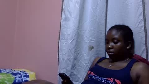 Snapshot of sexy_butt1 chatting on December 31, 3:09 pm sexy butt1 online show from December 31, 3:09 pm