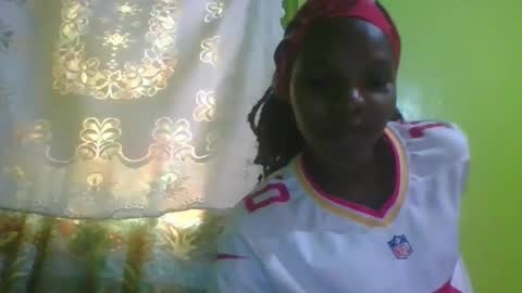 Snapshot of sexy_camila14 chatting on February 24, 12:25 pm sexy_camila14 online show from February 24, 12:25 pm