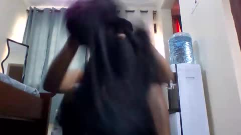 sexy_dianaa online show from April 18, 10:08 am