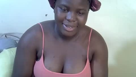 Snapshot of sexy_ebony20 chatting on February 28, 7:48 am ebony online show from February 28, 7:48 am