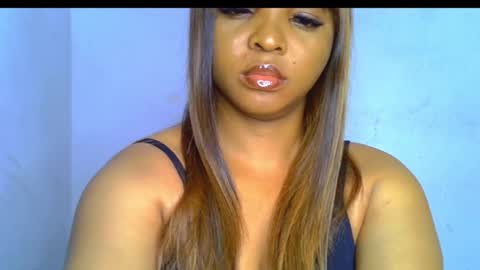 Snapshot of sexy_ebonygirl_ chatting on October 5, 9:02 pm Clara online show from October 5, 9:02 pm
