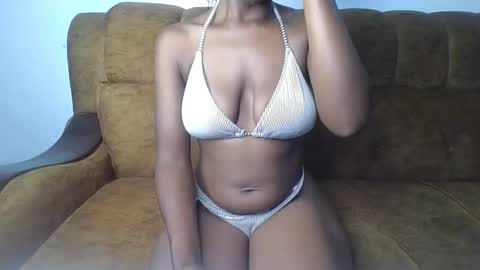 Ellahh online show from April 9, 9:58 am