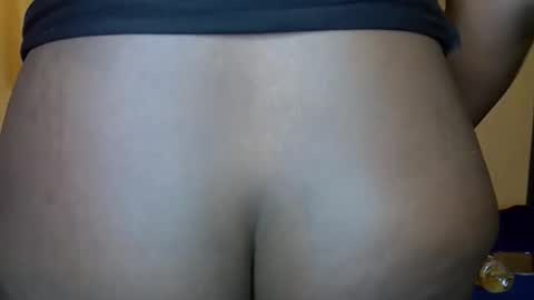 sexy_esther92 online show from March 17, 7:33 am