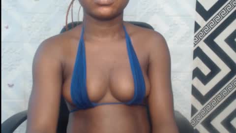 Snapshot of sexy_floral chatting on October 9, 9:29 am Angela online show from October 9, 9:29 am