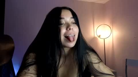 Snapshot of sexy_iriss chatting on June 12, 1:26 am sexy_iriss online show from June 12, 1:26 am