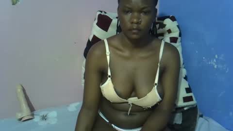 Iovelyne online show from April 15, 9:49 am