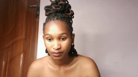 Snapshot of sexy_joyline chatting on November 22, 5:39 am joy online show from November 22, 5:39 am