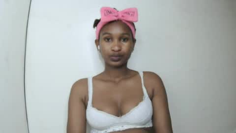 Snapshot of sexy_joyline chatting on June 13, 12:52 am joy online show from June 13, 12:52 am