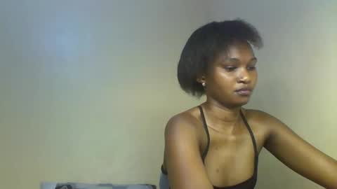 Snapshot of sexy_kaly chatting on October 2, 12:56 pm Sexy kaly online show from October 2, 12:56 pm