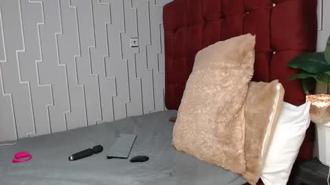 larisa online show from February 7, 10:19 am