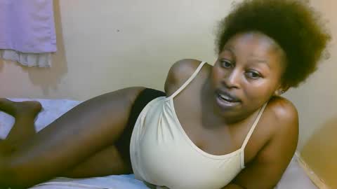 sexy_latasha online show from February 27, 4:18 pm