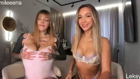 sexy_leksy online show from July 8, 4:00 pm