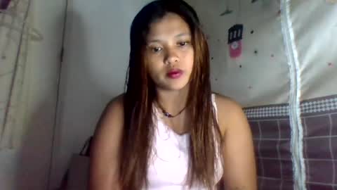 sexy_lips_pinay online show from July 20, 1:46 pm
