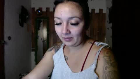 Snapshot of sexy_lolas chatting on February 16, 4:53 am sexy lolas online show from February 16, 4:53 am