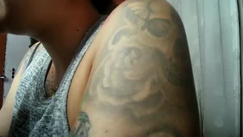 Snapshot of sexy_lolas chatting on June 28, 3:45 am sexy lolas online show from June 28, 3:45 am